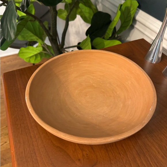 Handmade in Italy Medium size Orange Terracotta Bowl - Picture 8 of 16
